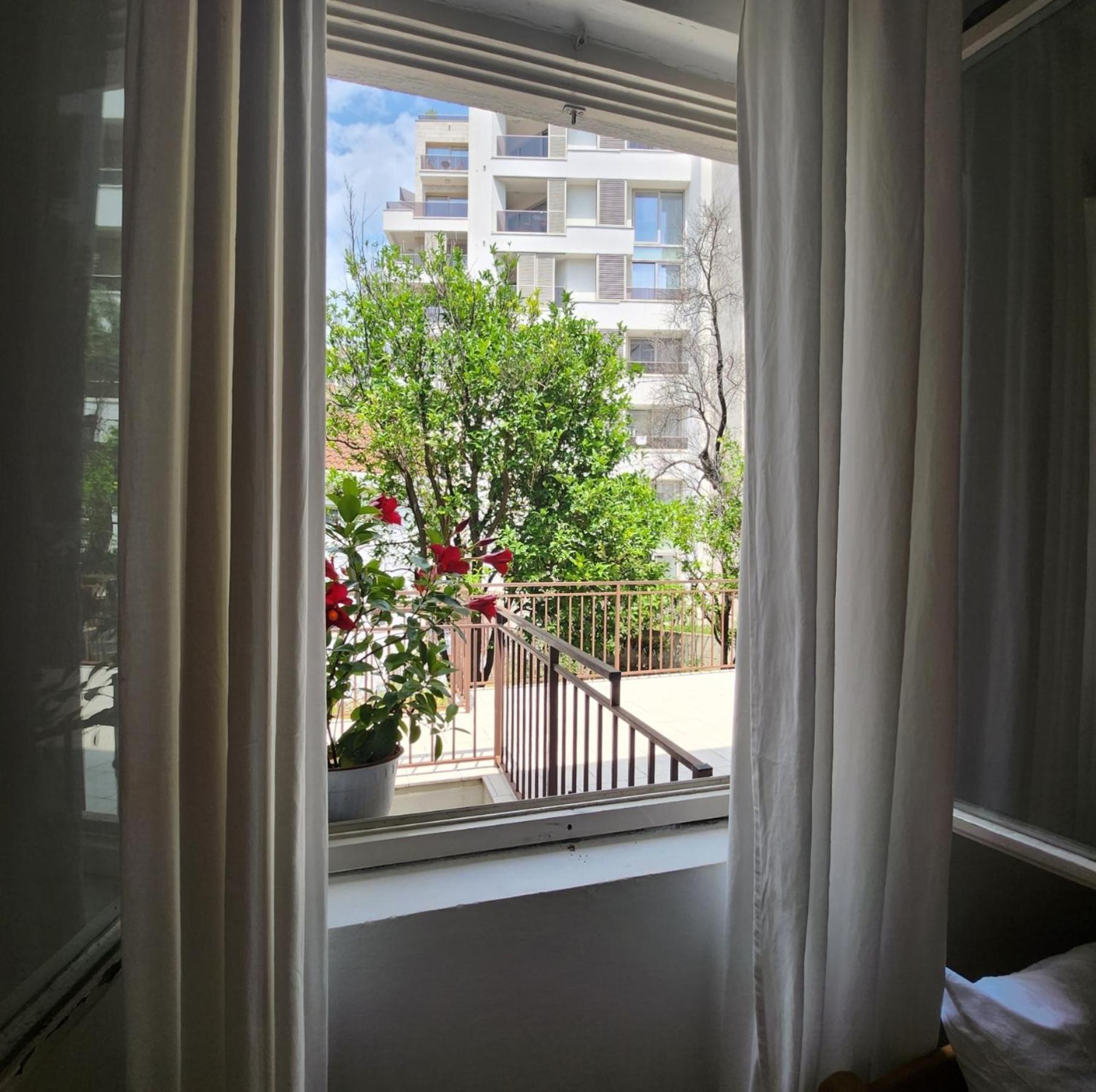 Bela Kuca Studio Apartments-Na Korak Do Mora-A Step To The Sea Рафаиловичи Экстерьер фото